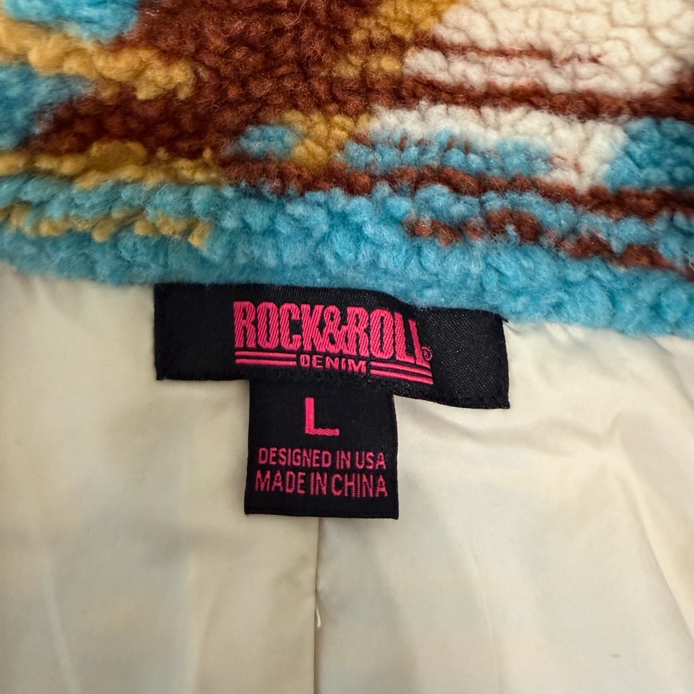 Multicolor Geometric Pattern Sherpa Jacket - image 5